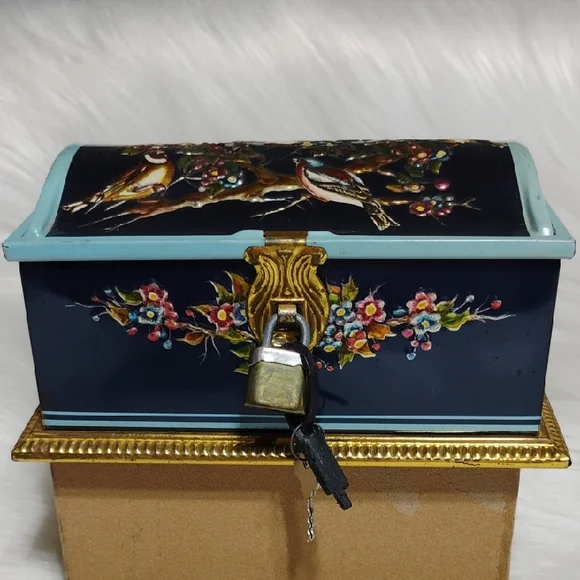Linette Thin Metal Hand-Painted Floral & Bird Decor Print Box W Lock/Keys (BX80) - Picture 1 of 15